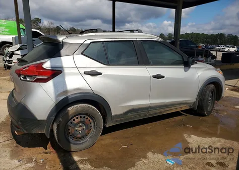2019 Nissan Kicks S from USA, damaged, VIN 3N1CP5CU5KL505139
